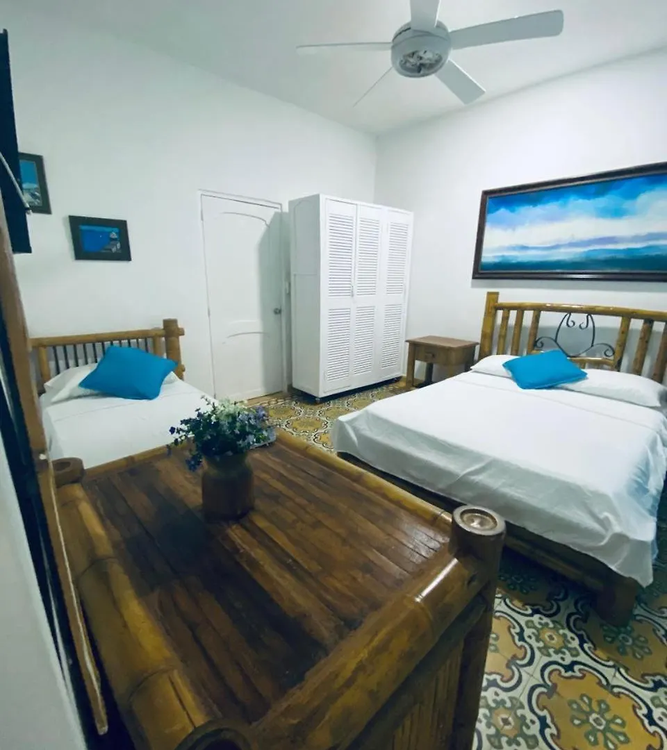 Habitaciones Independientes Con Bano Privado #5 Cartagena 0*,