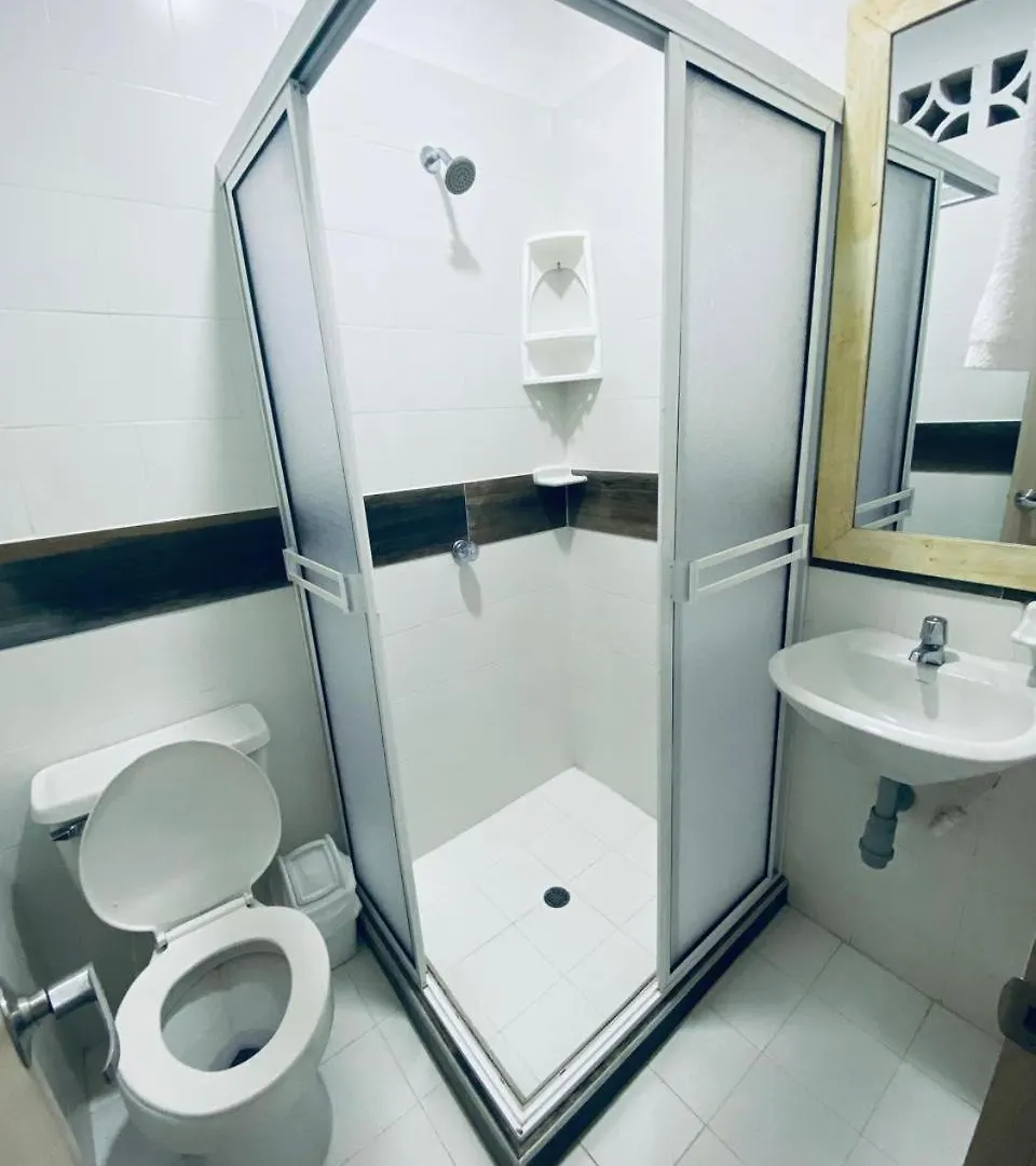 Guest house Habitaciones Independientes Con Bano Privado #5 Cartagena